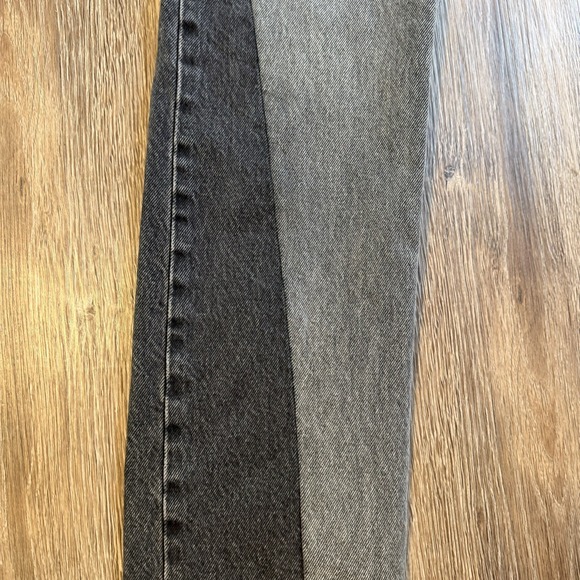 Levi's Premium Black 501 Spliced Straight Leg Color Block Raw Hem Jeans Sz 26/30 - Picture 6 of 10